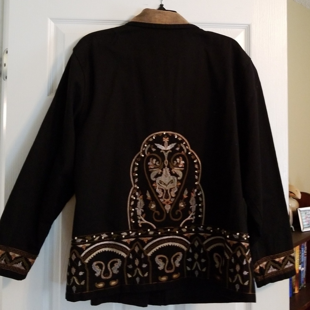 Jacket - Picture 2 of 4